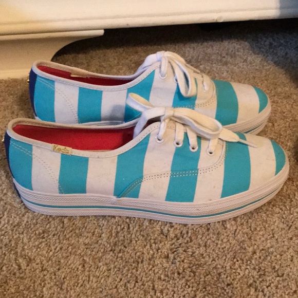 Shoes - Picture 4 of 4